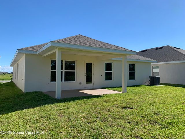 1686 Kylar Drive NW, Palm Bay, FL 32907