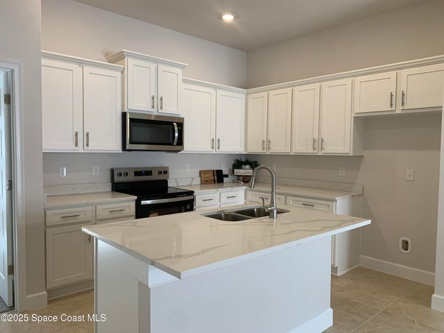 1686 Kylar Drive NW, Palm Bay, FL 32907