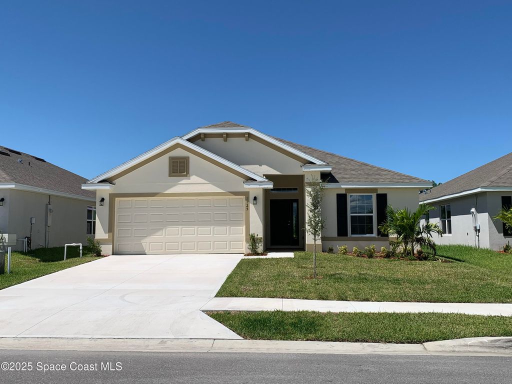 1686 Kylar Drive NW, Palm Bay, FL 32907