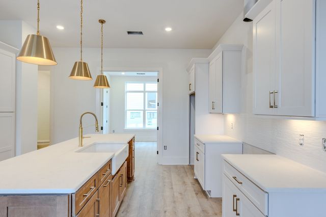 110 Myrtle St Unit D, Nashville, TN 37206