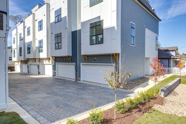 110 Myrtle St Unit D, Nashville, TN 37206