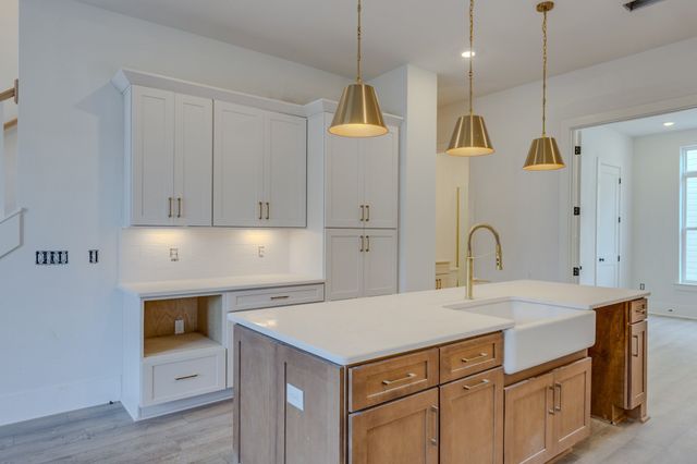 110 Myrtle St Unit D, Nashville, TN 37206