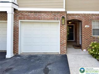 858 Nittany Court, South Whitehall Twp, PA 18104