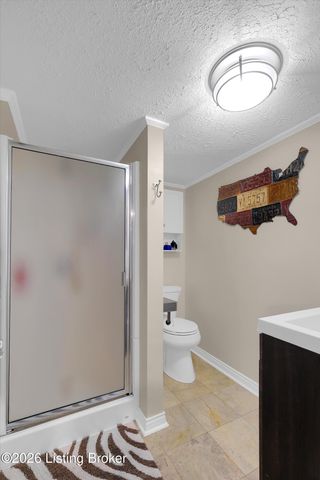 106 Cherry Hills Ln, Louisville, KY 40245