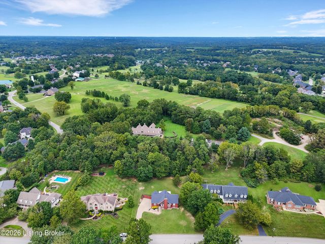 106 Cherry Hills Ln, Louisville, KY 40245