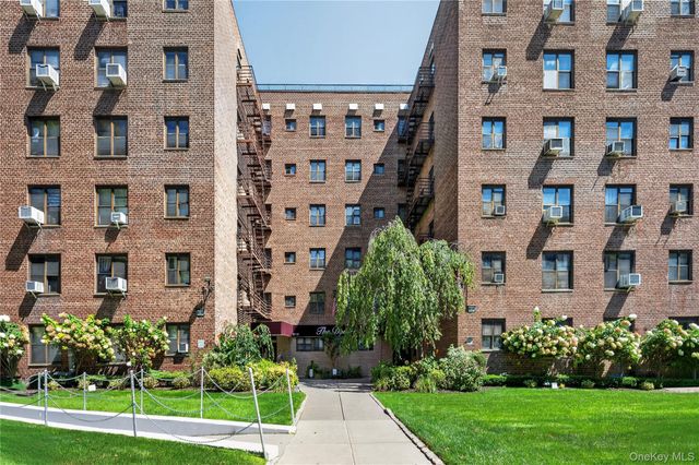 87-19 204th street A61, Hollis Hills, NY 11423