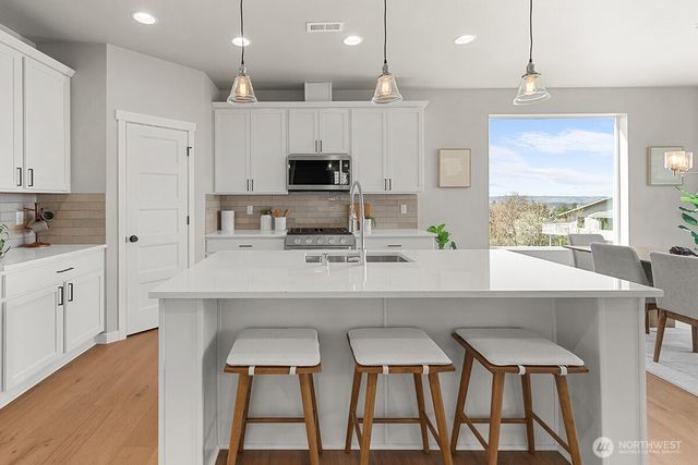 8105 73rd Place NE, Marysville, WA 98270
