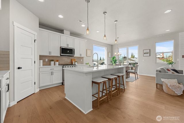 8105 73rd Place NE, Marysville, WA 98270