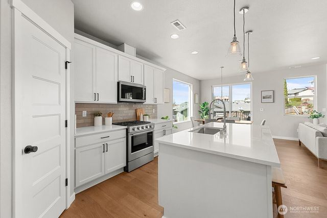 8105 73rd Place NE, Marysville, WA 98270