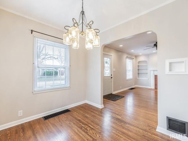 3311 E Mulberry Street, Evansville, IN 47714