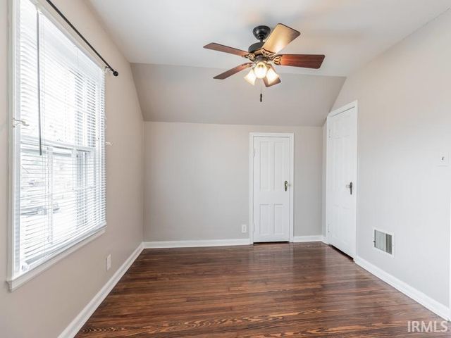 3311 E Mulberry Street, Evansville, IN 47714