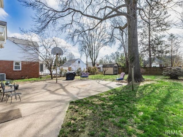 3311 E Mulberry Street, Evansville, IN 47714