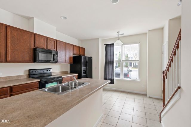 6617 Clarksburg Place, Raleigh, NC 27616