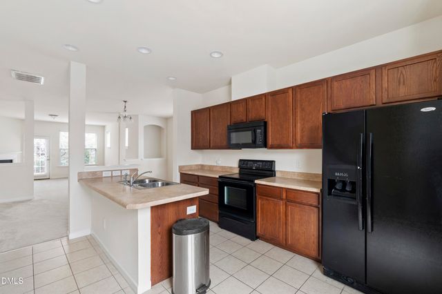 6617 Clarksburg Place, Raleigh, NC 27616