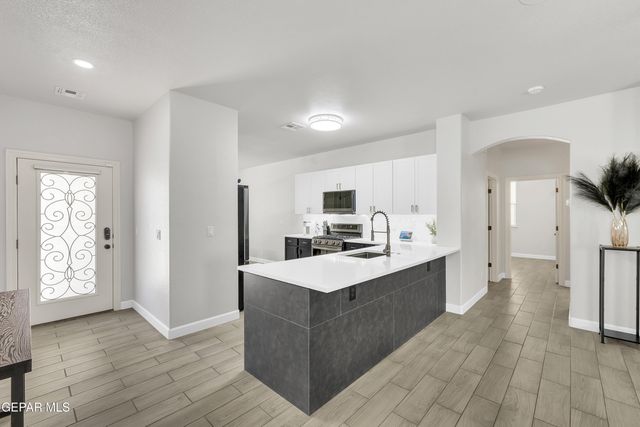 12334 Westbury Avenue, El Paso, TX 79928