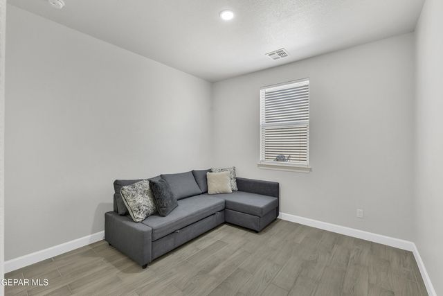 12334 Westbury Avenue, El Paso, TX 79928