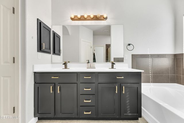 12334 Westbury Avenue, El Paso, TX 79928