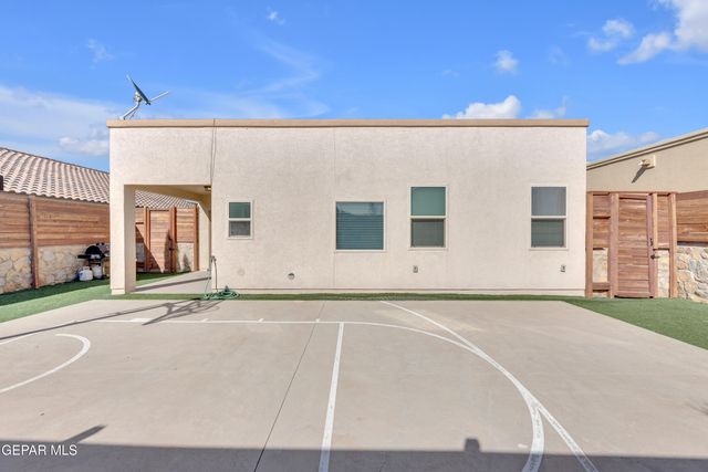 12334 Westbury Avenue, El Paso, TX 79928