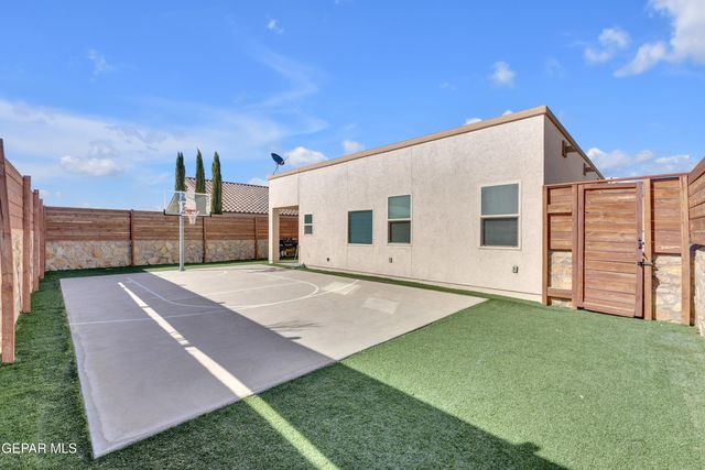 12334 Westbury Avenue, El Paso, TX 79928