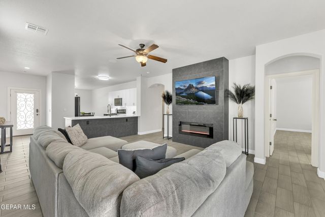 12334 Westbury Avenue, El Paso, TX 79928