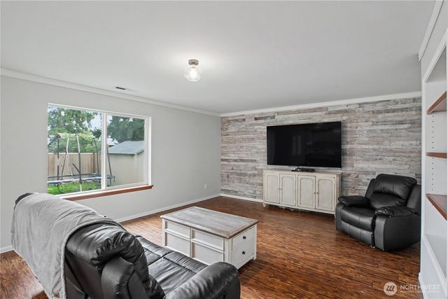 20221 52nd Avenue E, Spanaway, WA 98387