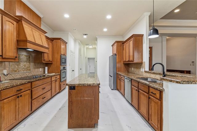 1203 Beacon Court, College Station, TX 77845