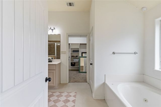 1203 Beacon Court, College Station, TX 77845