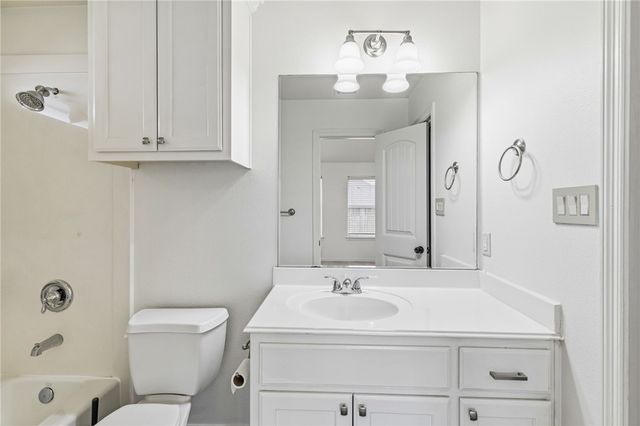 1203 Beacon Court, College Station, TX 77845