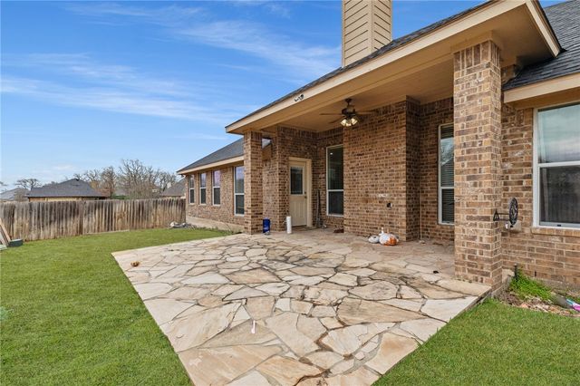 1203 Beacon Court, College Station, TX 77845