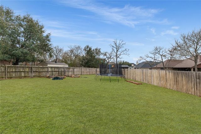1203 Beacon Court, College Station, TX 77845