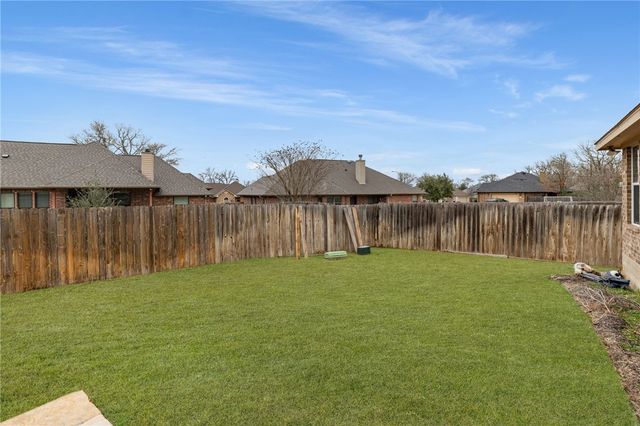 1203 Beacon Court, College Station, TX 77845