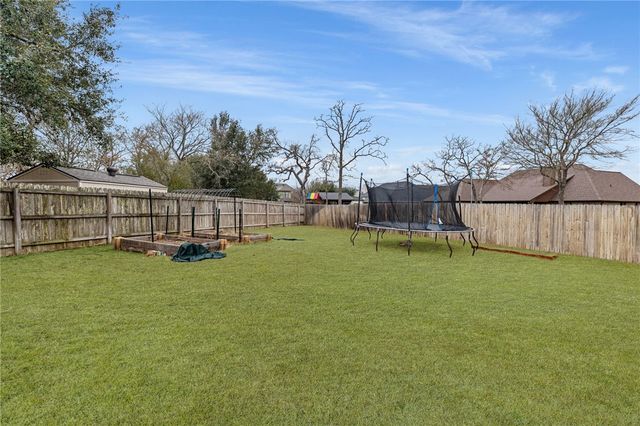 1203 Beacon Court, College Station, TX 77845