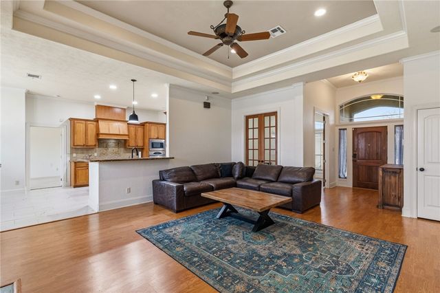 1203 Beacon Court, College Station, TX 77845