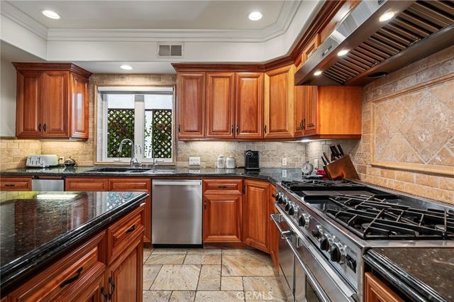 132 Park, Long Beach, CA 90803
