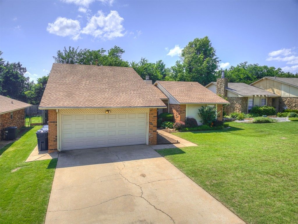 13613 Pin Oak, Edmond, OK 73013