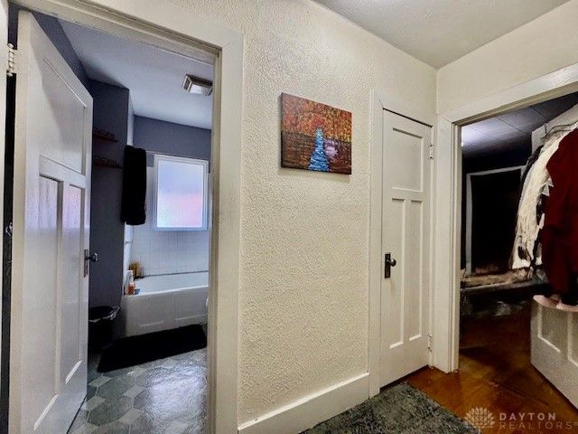 2824 S Smithville Road, Dayton, OH 45420