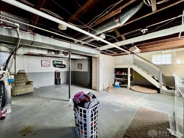 2824 S Smithville Road, Dayton, OH 45420