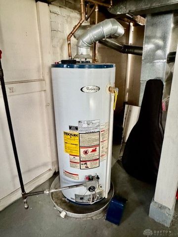 2824 S Smithville Road, Dayton, OH 45420