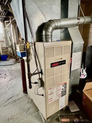 2824 S Smithville Road, Dayton, OH 45420