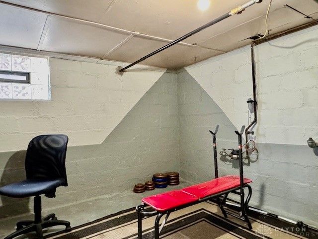 2824 S Smithville Road, Dayton, OH 45420