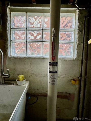 2824 S Smithville Road, Dayton, OH 45420