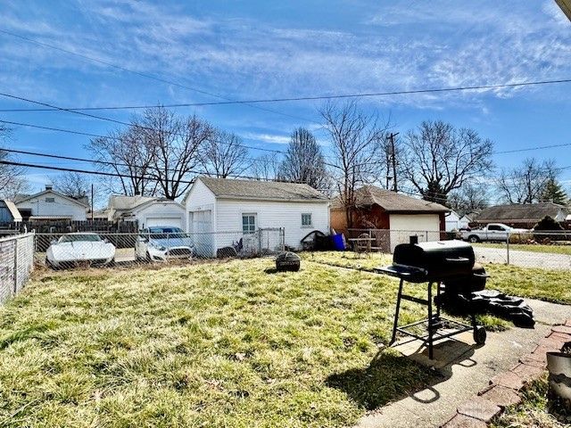 2824 S Smithville Road, Dayton, OH 45420