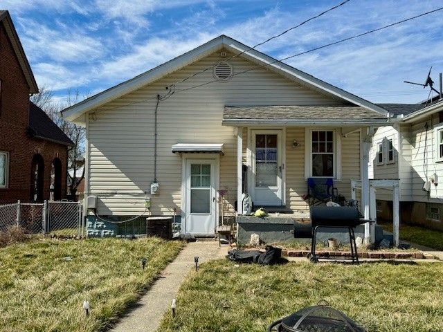 2824 S Smithville Road, Dayton, OH 45420