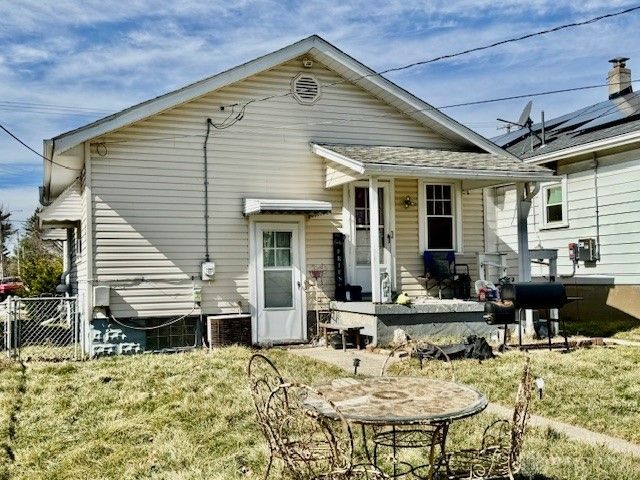 2824 S Smithville Road, Dayton, OH 45420