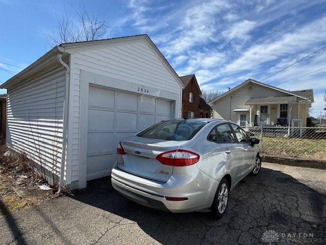 2824 S Smithville Road, Dayton, OH 45420