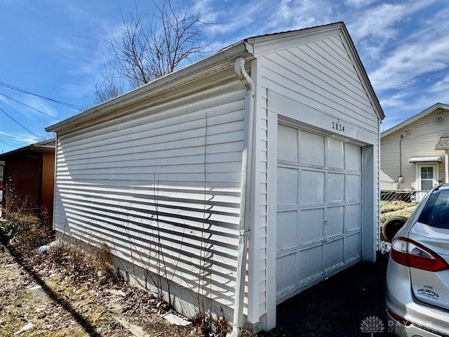 2824 S Smithville Road, Dayton, OH 45420