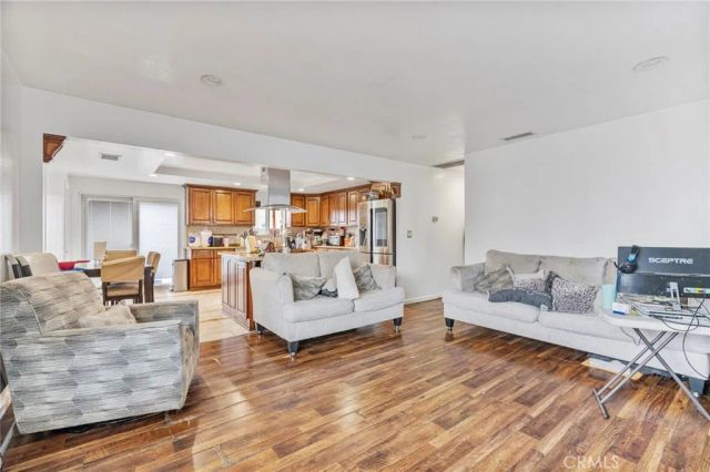 4555 W 160th Street, Lawndale, CA 90260