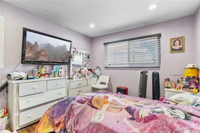 4555 W 160th Street, Lawndale, CA 90260