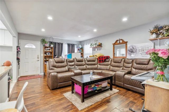 4555 W 160th Street, Lawndale, CA 90260