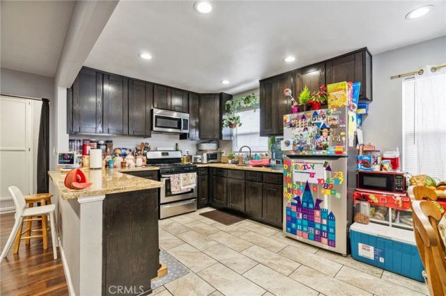 4555 W 160th Street, Lawndale, CA 90260